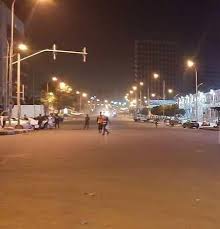 وزارة الداخلية تعلن تأخير حظر حركة المركبات إلى الثانية صباحا بمناسبة عيد الأضحى