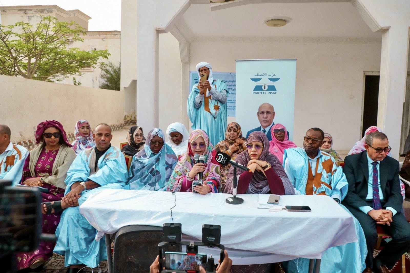 اللجنة الوطنية للنساء بحزب الإنصاف تنظم ندوة حول السياسات الاجتماعية لفخامة رئيس الجمهورية