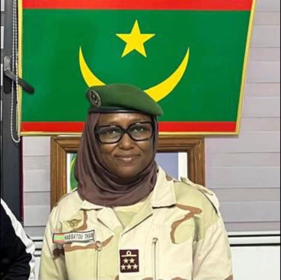 أول امرأة موريتانية برتبة لواء في الجيش