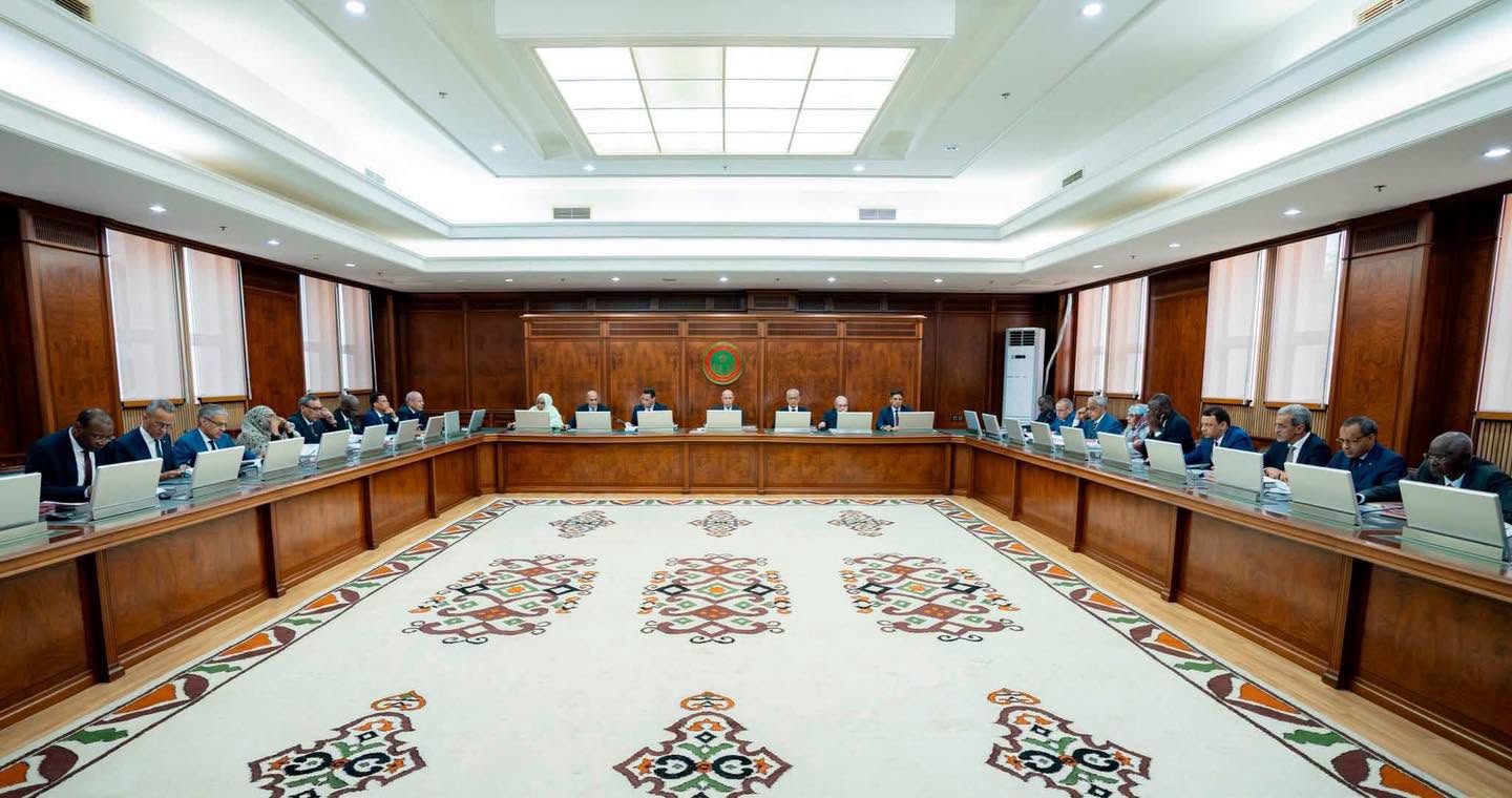مجلس الوزراء يصادق على مشروع قانون المالية المعدل لسنة 2026