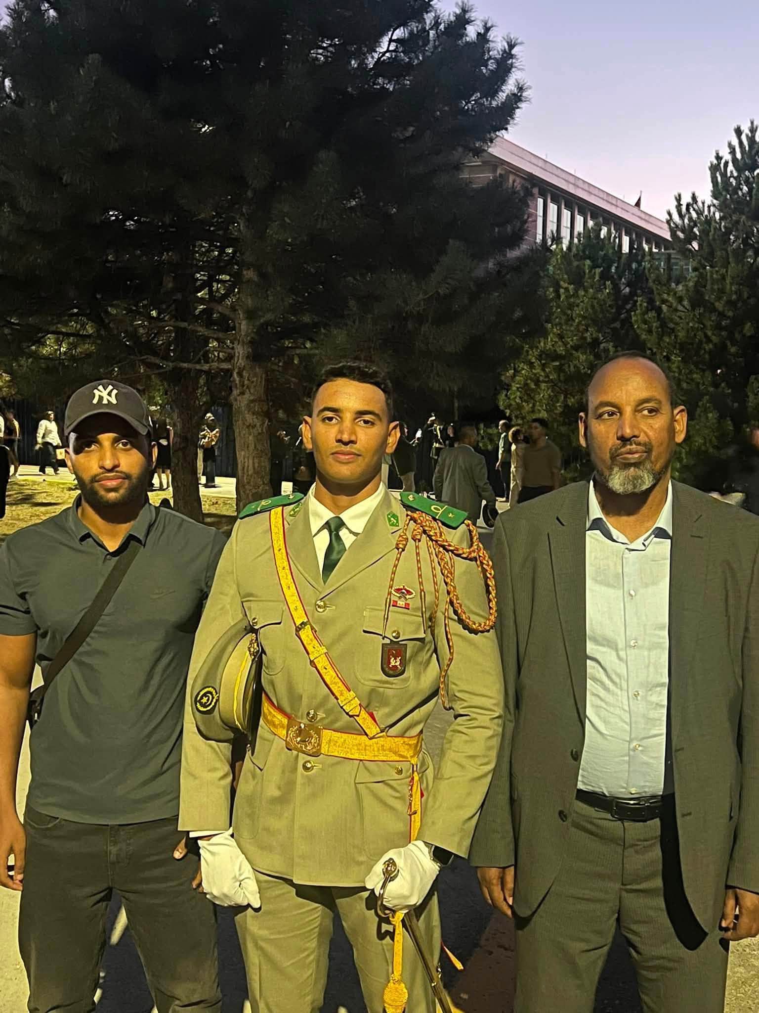 تهنئة واستحقاق.. الضابط محمد ولد سيد لمين يتسلم جائزة التميز بحضور الرئيس أردوغان