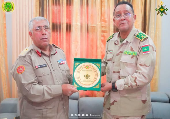 قائد الأركان العامة للجيوش الفريق محمد فال الرايس يستقبل وفدا عسكريا ليبيا بقيادة رئيس أركان قوات الدفاع الجوي بالجيش الليبي الفريق عبد الفتاح محمد علي البلوق